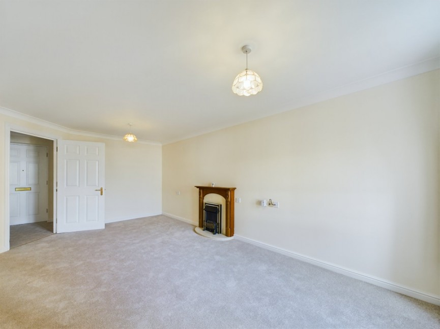 1 bedroom Flat for Sale Paynes Park, HITCHIN, Hertfordshire