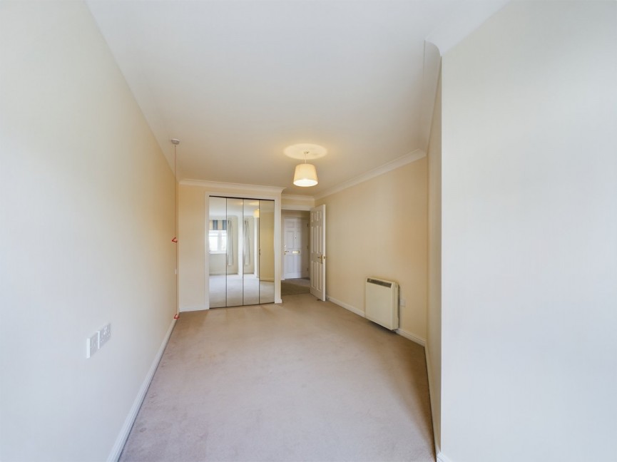 1 bedroom Flat for Sale Paynes Park, HITCHIN, Hertfordshire