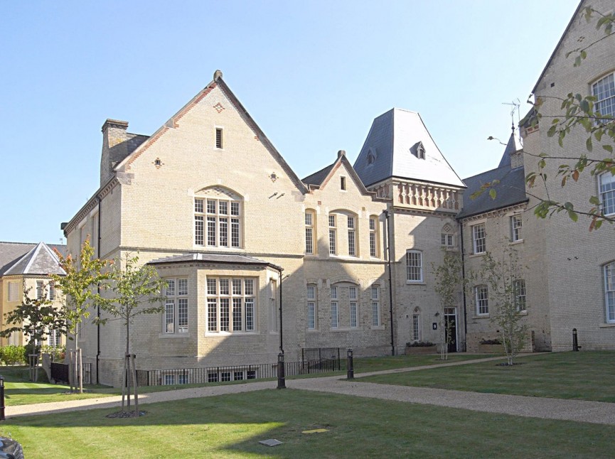 2 bedroom Flat for Sale West Wing, FAIRFIELD, Hertfordshire