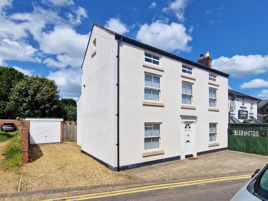 5 bedroom House for Sale Ampthill, Bedfordshire