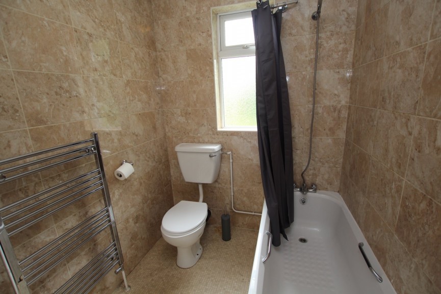 2 bedroom Bungalow for Sale High Street, MELBOURN, Cambridgeshire