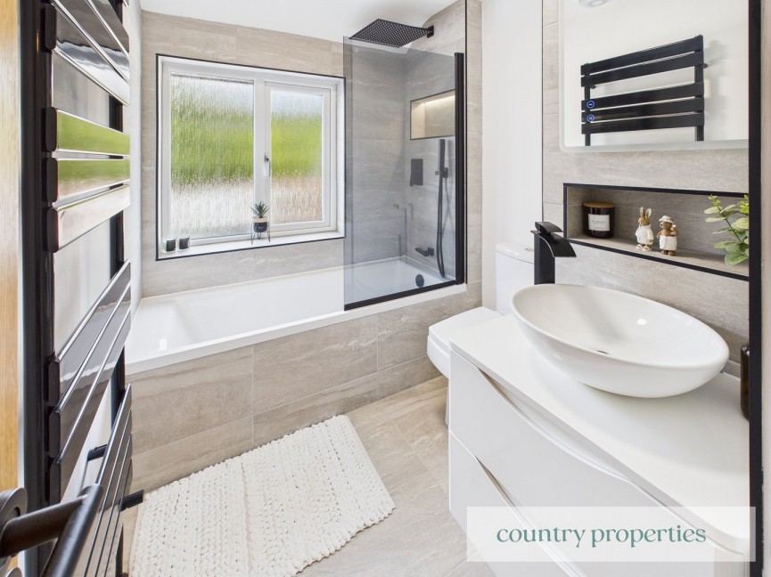 3 bedroom House for Sale Howlands, Welwyn Garden City, Hertfordshire