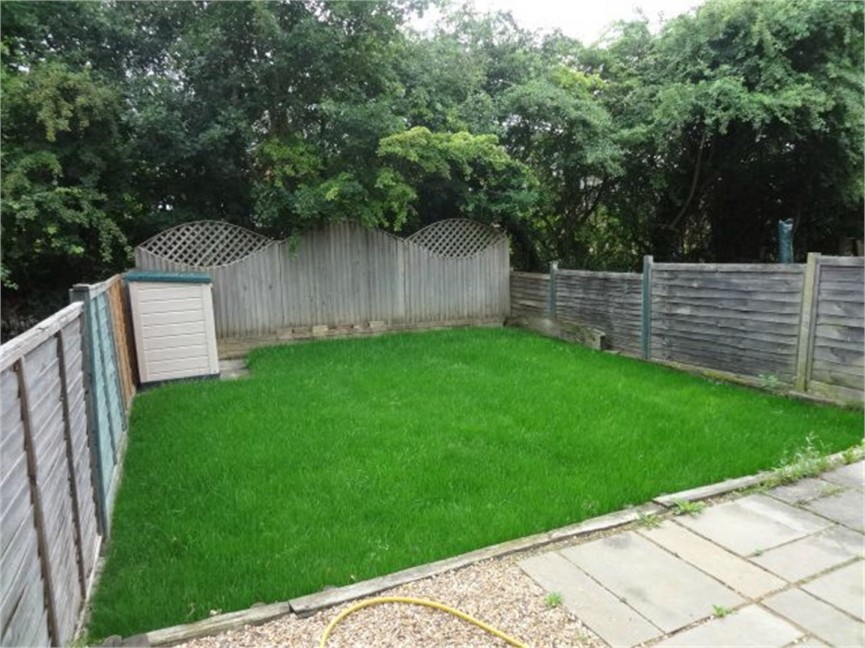 2 bedroom House for Sale Barton-le-Clay, Bedfordshire