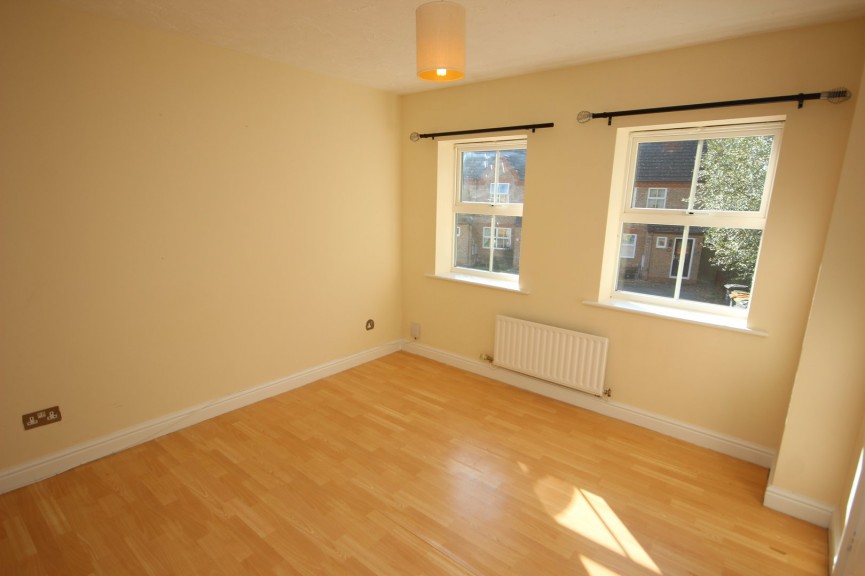 2 bedroom House for Sale Barton-le-Clay, Bedfordshire