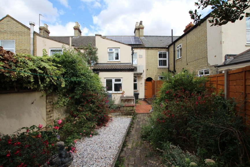 2 bedroom House for Sale The Baulk, Biggleswade, Bedfordshire