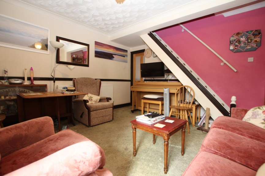 2 bedroom House for Sale The Baulk, Biggleswade, Bedfordshire