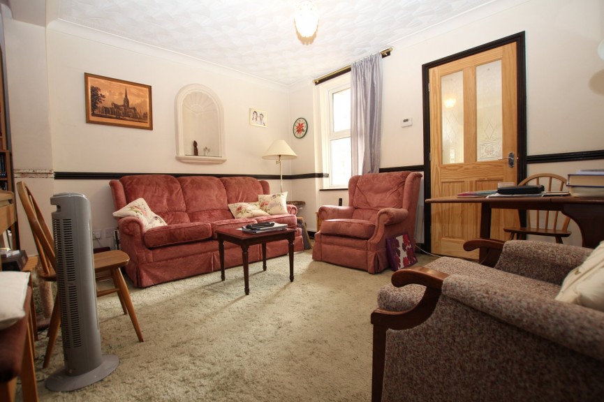 2 bedroom House for Sale The Baulk, Biggleswade, Bedfordshire