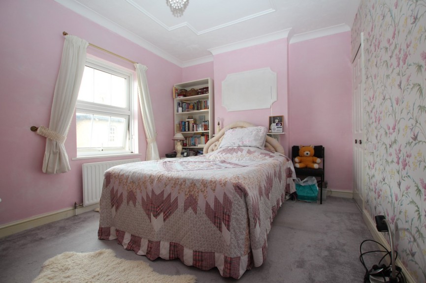 2 bedroom House for Sale The Baulk, Biggleswade, Bedfordshire