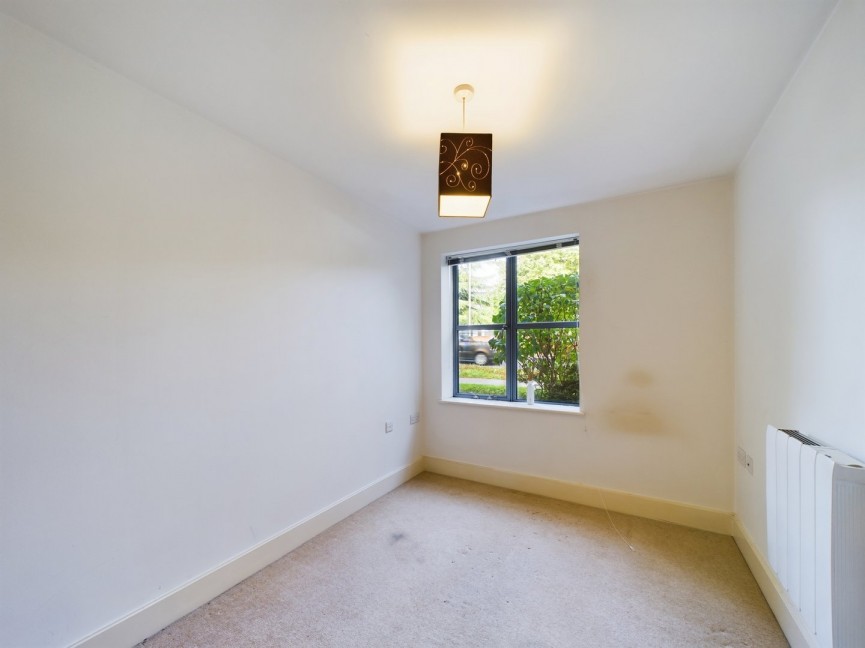 2 bedroom Flat for Sale Coopers Yard, HITCHIN, Hertfordshire