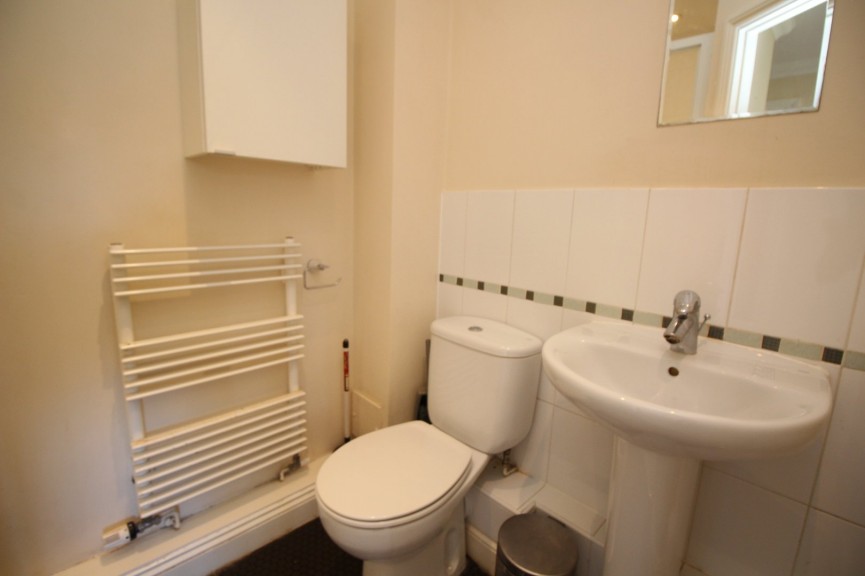 2 bedroom Flat for Letting Stevenage Road, Hitchin, Hertfordshire