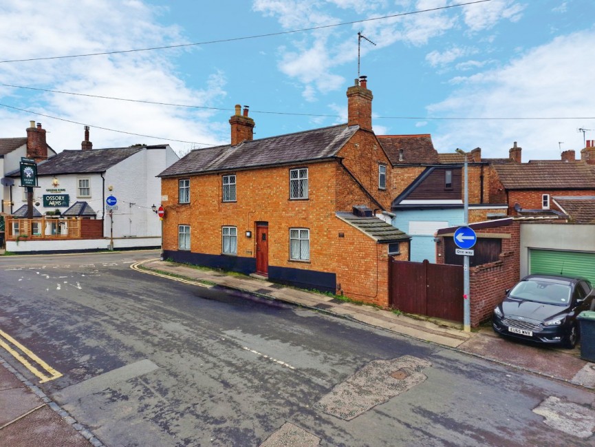 4 bedroom House for Sale Ampthill, Bedfordshire
