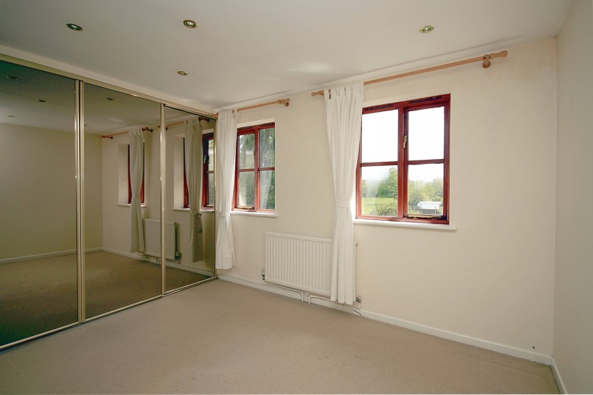 2 bedroom House for Letting London Row, Arlesey, Bedfordshire