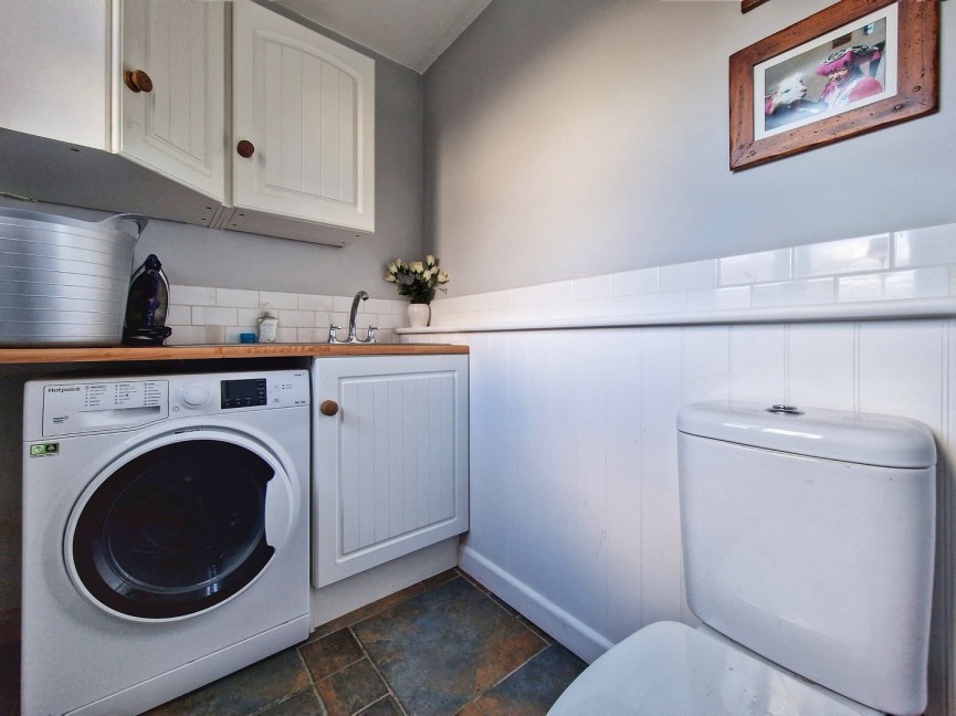 2 bedroom House for Sale Gravenhurst, Bedfordshire