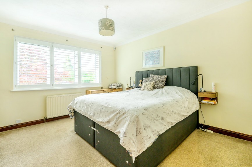 4 bedroom House for Sale High Street, Broom, Bedfordshire
