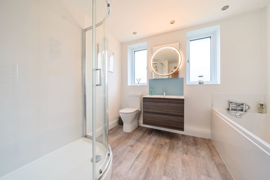 4 bedroom House for Sale High Street, Broom, Bedfordshire