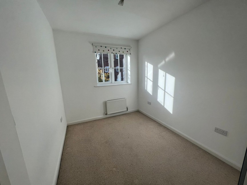 3 bedroom House for Sale Great North Road, Hatfield, Hertfordshire