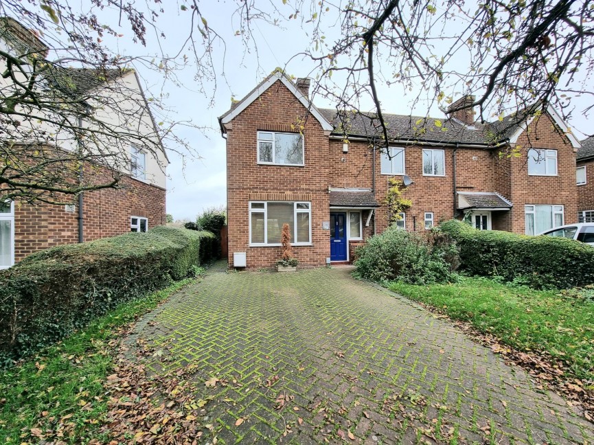 2 bedroom House for Sale Barton-le-Clay, Bedfordshire
