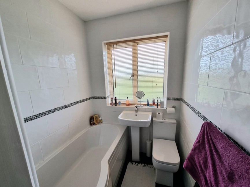 2 bedroom House for Sale Barton-le-Clay, Bedfordshire