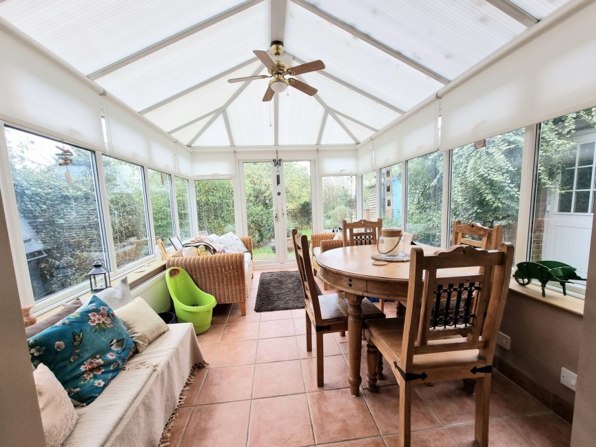 2 bedroom House for Sale Barton-le-Clay, Bedfordshire