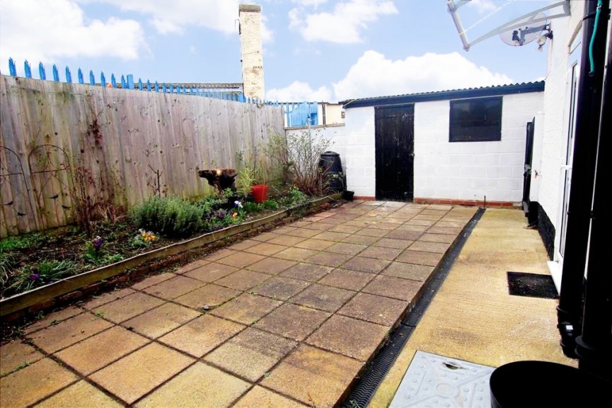 2 bedroom House for Letting Sun Street, Biggleswade, Bedfordshire