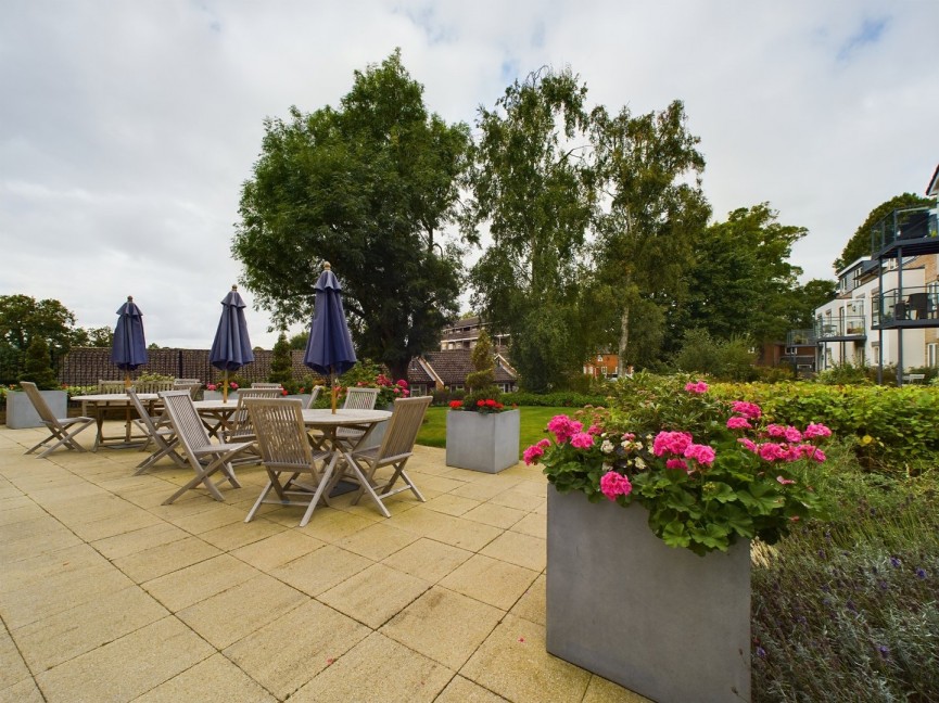 1 bedroom Flat for Sale Wratten Road West, Hitchin, Hertfordshire