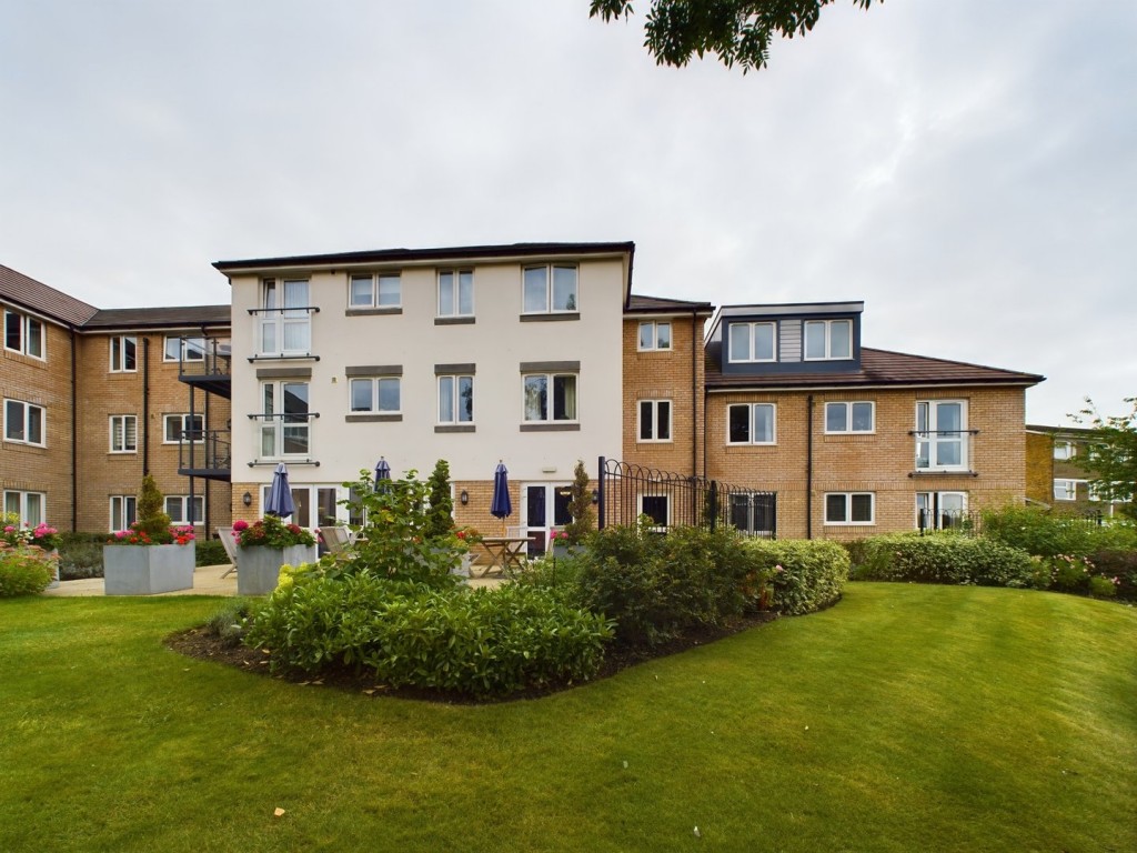 Wratten Road West, Hitchin, Hertfordshire