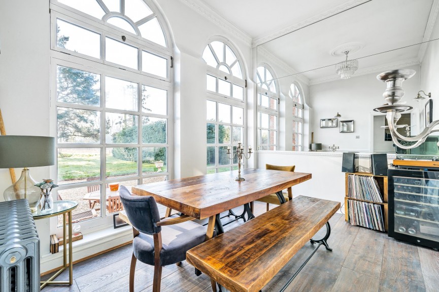3 bedroom Flat for Sale High Street, Broom, Bedfordshire