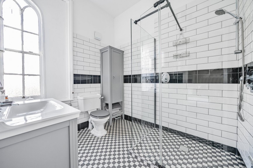 3 bedroom Flat for Sale High Street, Broom, Bedfordshire