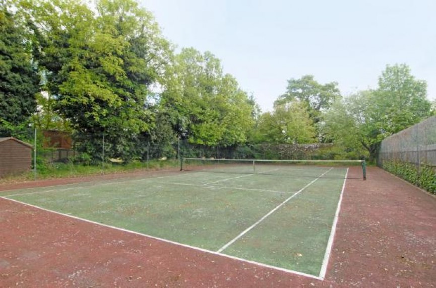 3 bedroom Flat for Sale High Street, Broom, Bedfordshire
