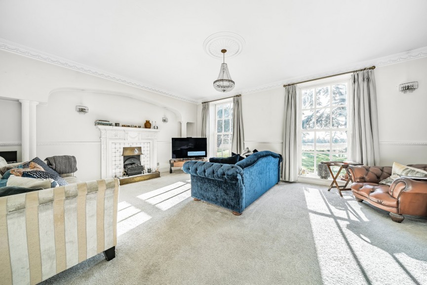 3 bedroom Flat for Sale High Street, Broom, Bedfordshire