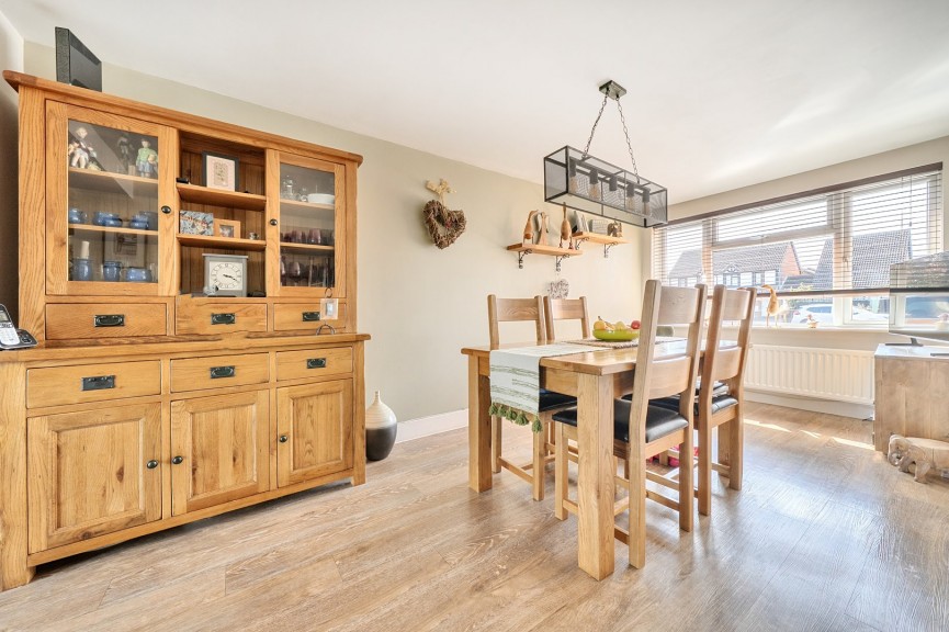 3 bedroom House for Sale Webber Close, Shefford, Bedfordshire