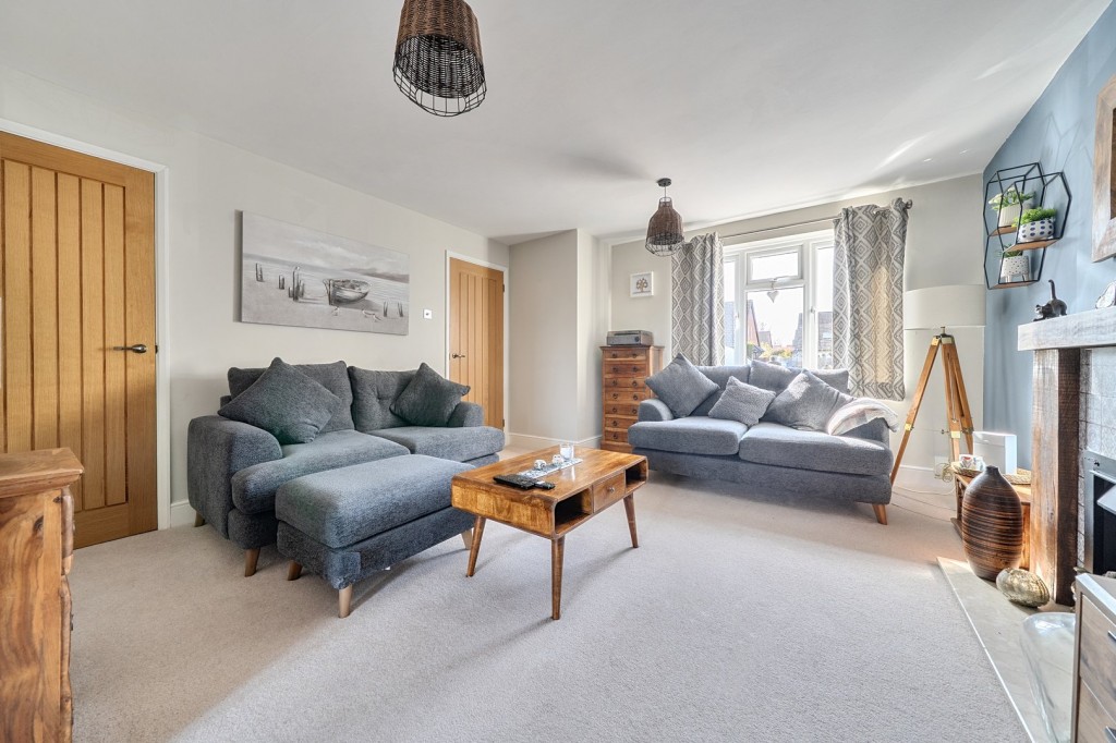 Webber Close, Shefford, Bedfordshire