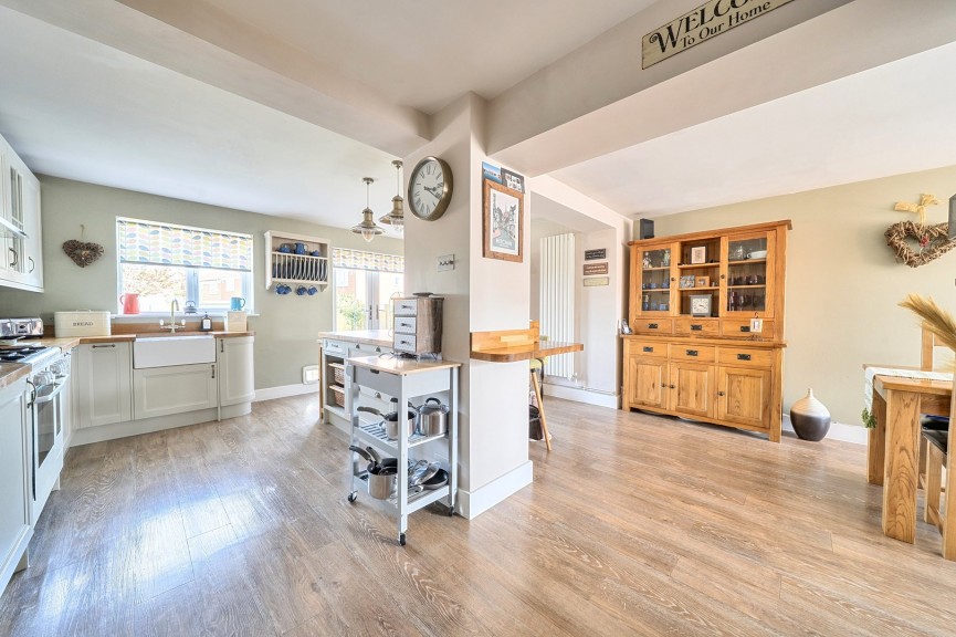 3 bedroom House for Sale Webber Close, Shefford, Bedfordshire