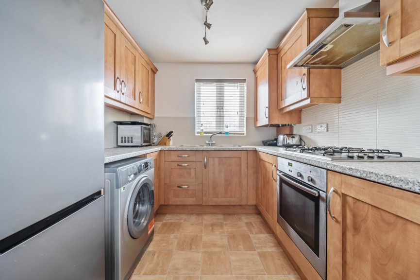 2 bedroom Flat for Sale Weston Way, Baldock, Hertfordshire