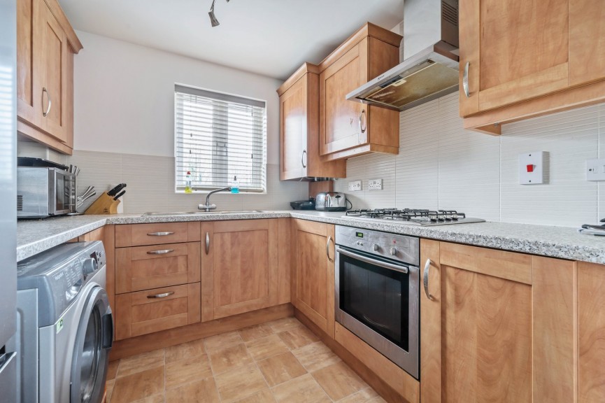 2 bedroom Flat for Sale Weston Way, Baldock, Hertfordshire