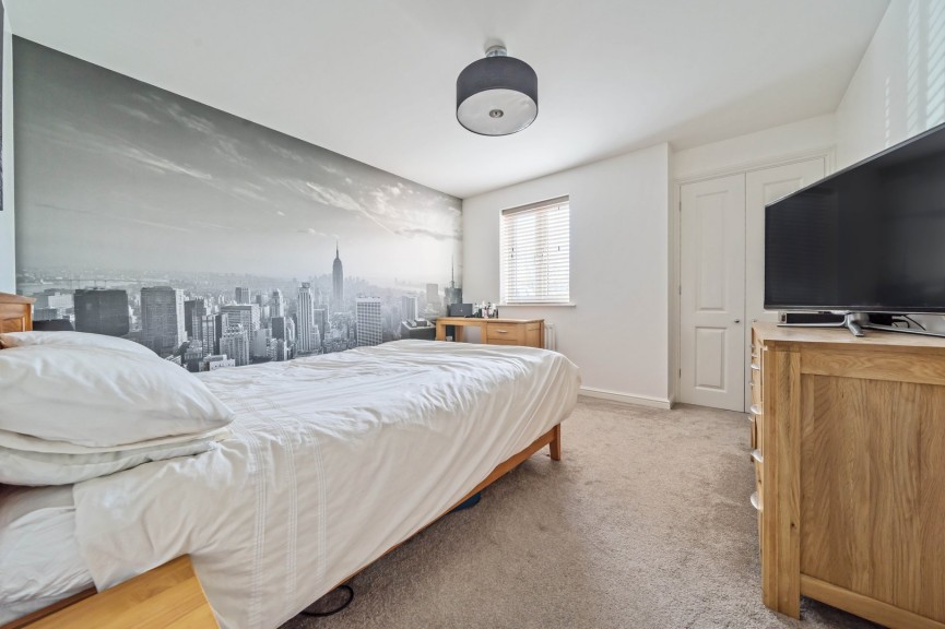 2 bedroom Flat for Sale Weston Way, Baldock, Hertfordshire