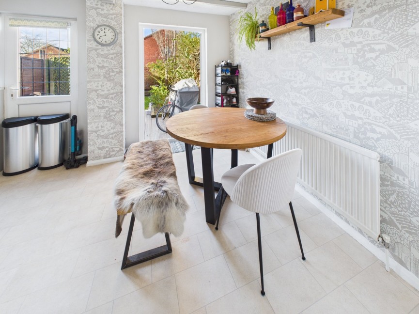 3 bedroom House for Sale Larkins Close, Baldock, Hertfordshire