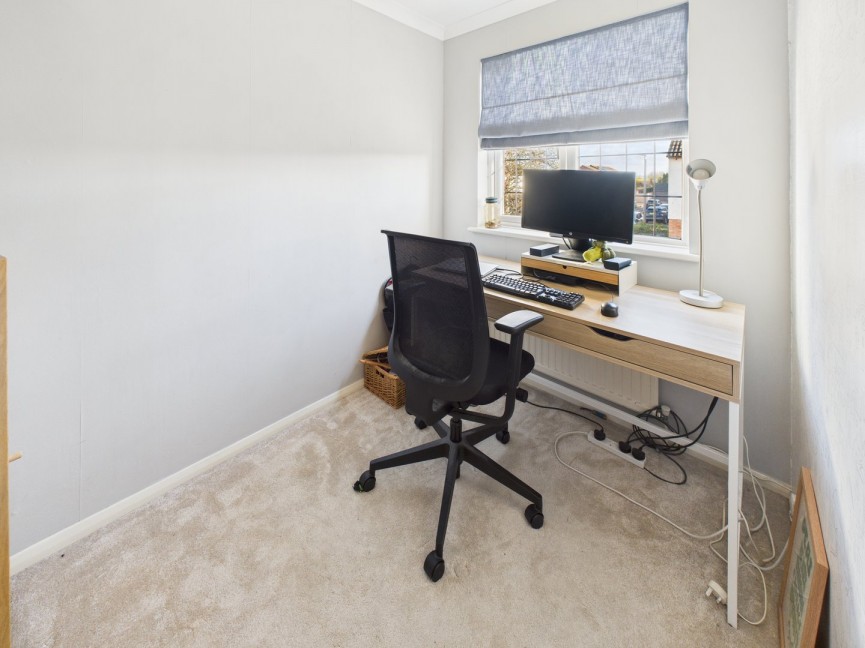 3 bedroom House for Sale Larkins Close, Baldock, Hertfordshire