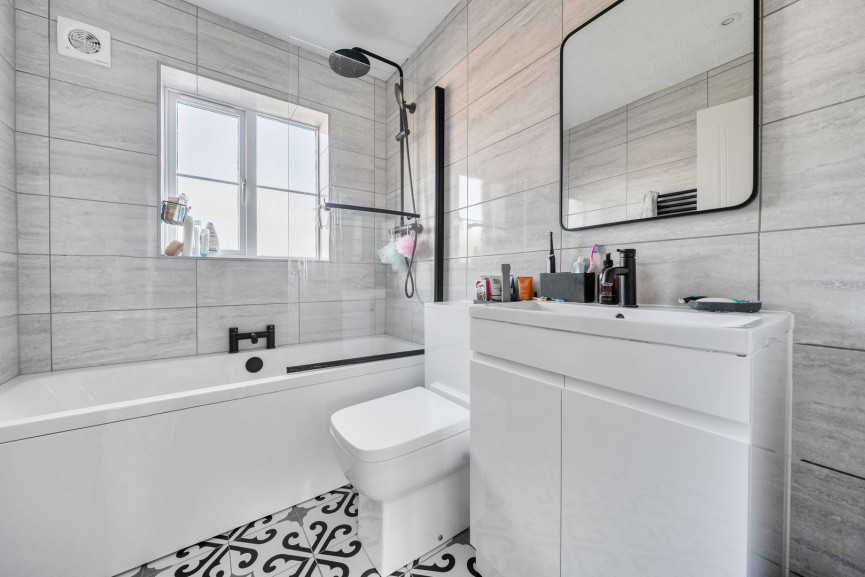 2 bedroom House for Sale Eisenhower Road, Shefford, Bedfordshire