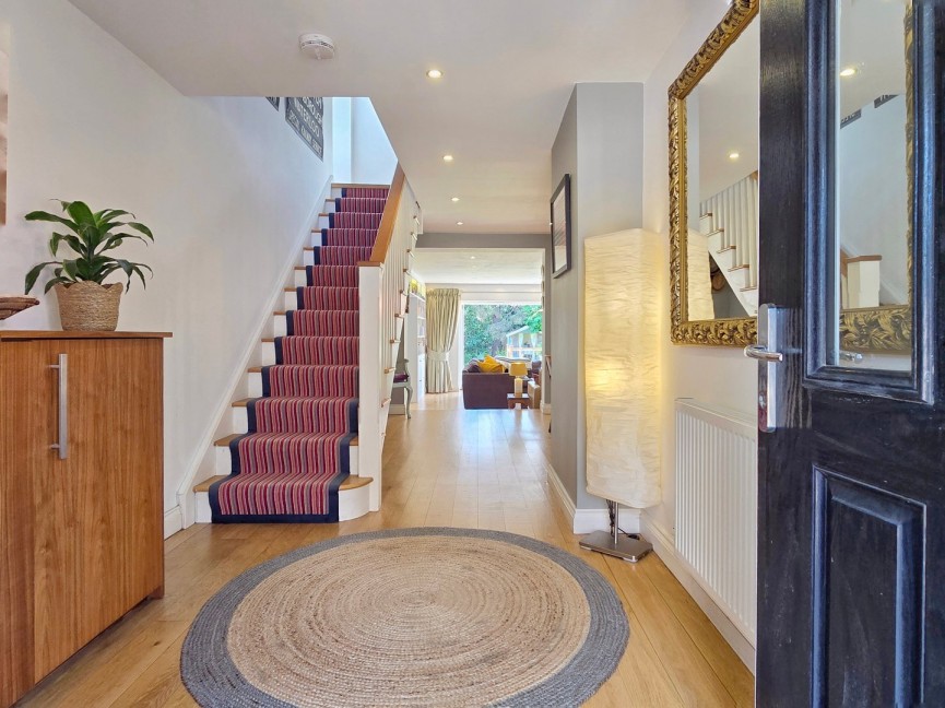 4 bedroom House for Sale Ampthill, Bedford