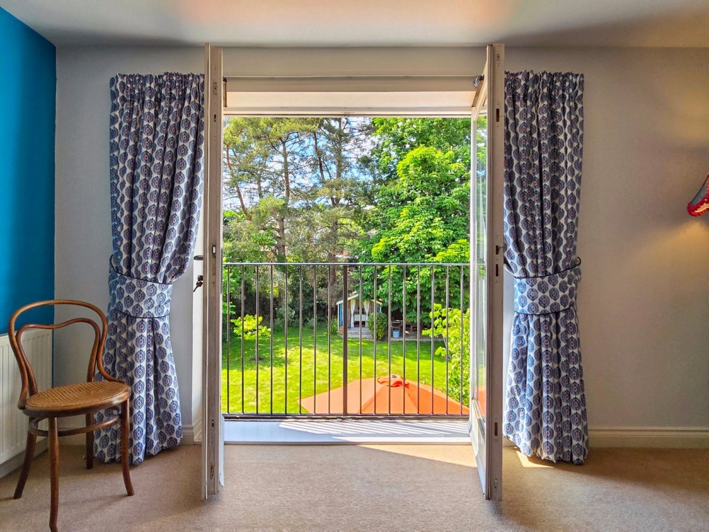 Ampthill, Bedford
