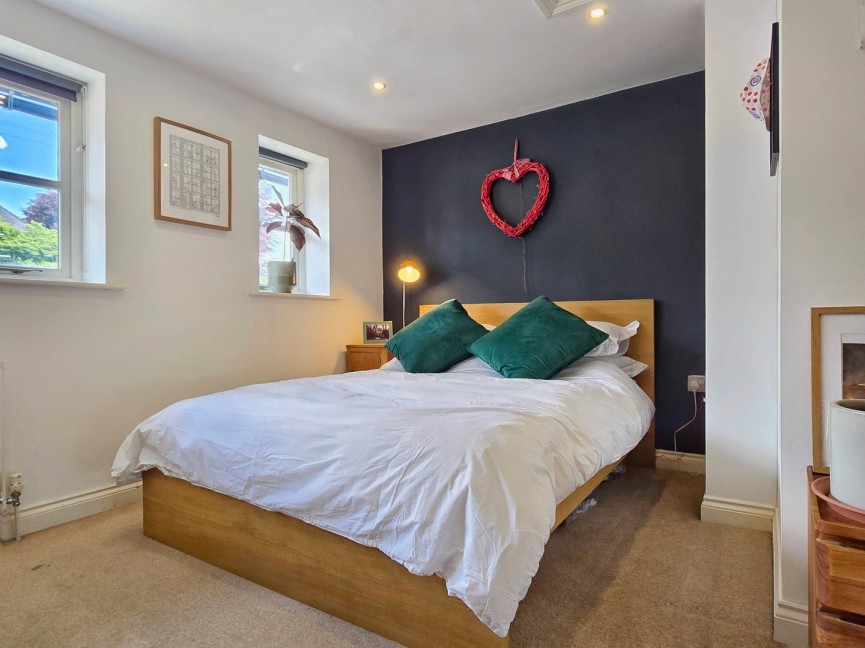 4 bedroom House for Sale Ampthill, Bedford