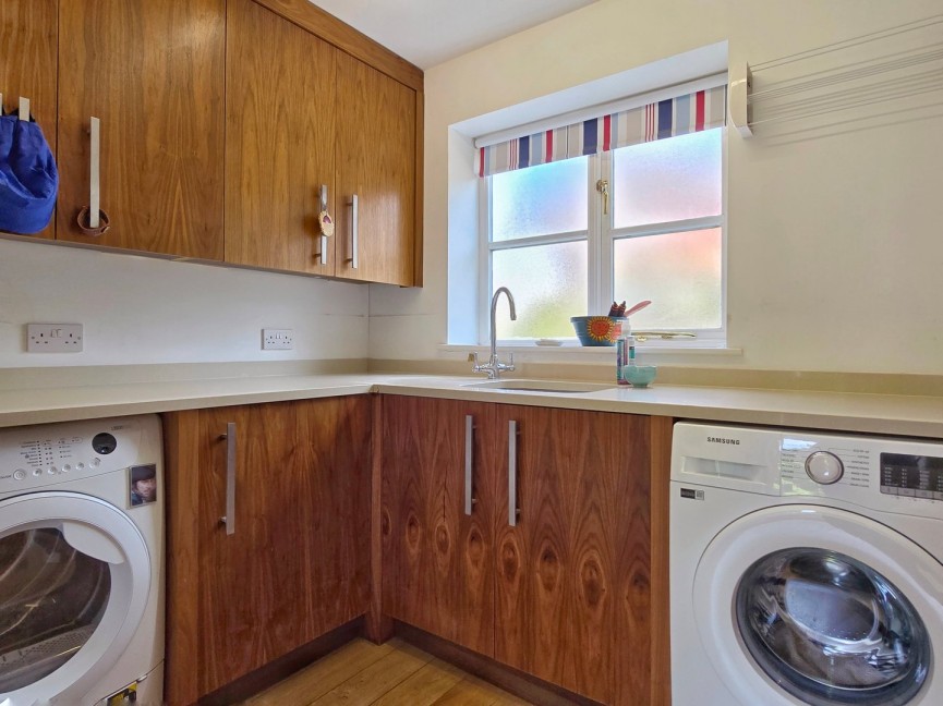 4 bedroom House for Sale Ampthill, Bedford