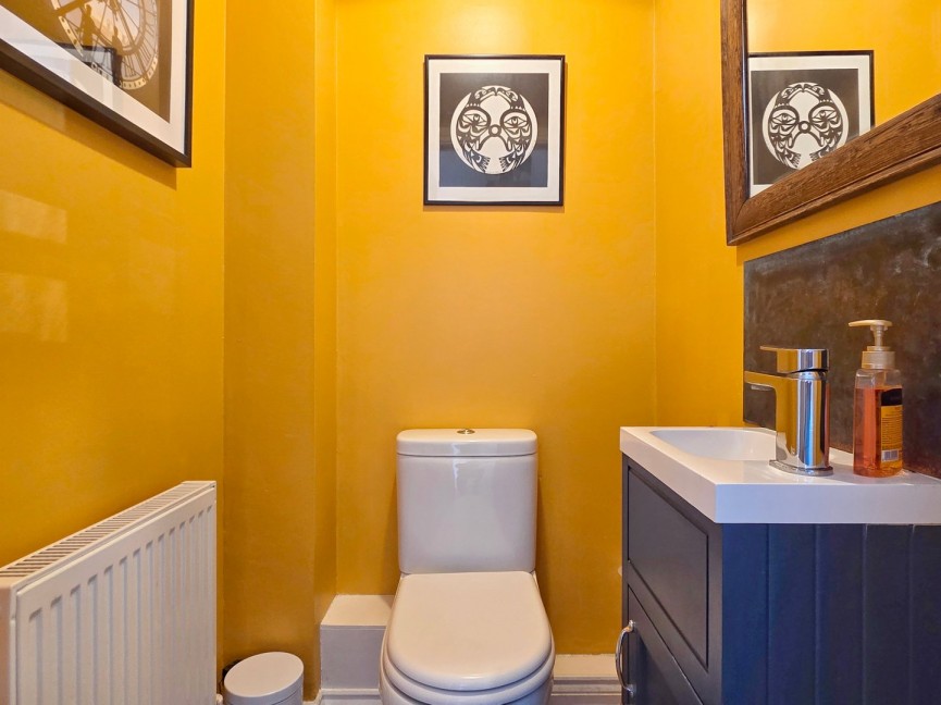 4 bedroom House for Sale Ampthill, Bedford