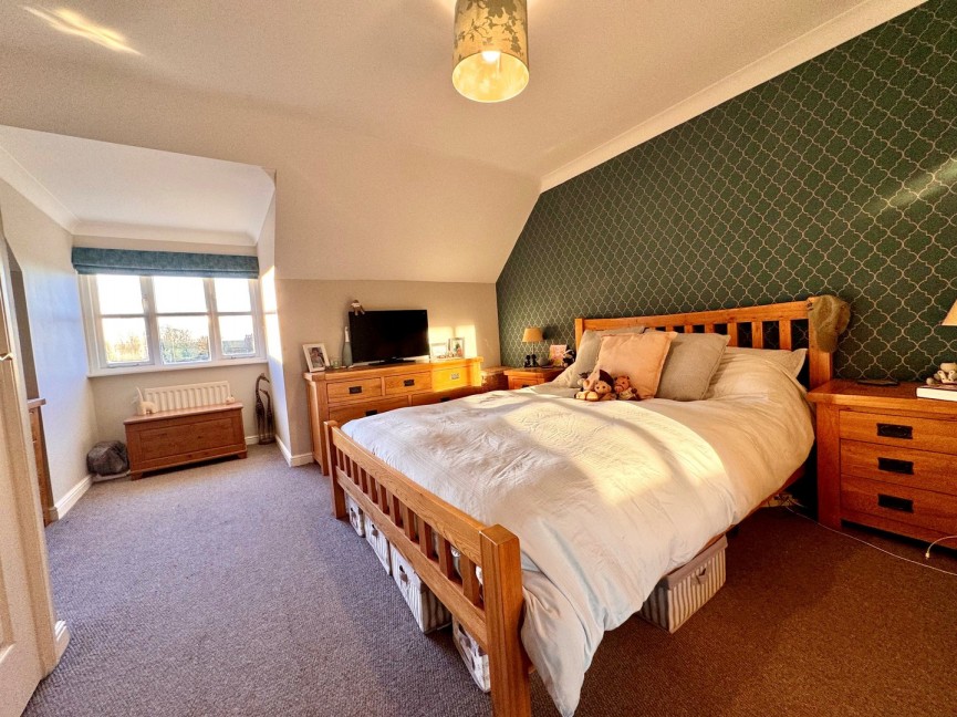 4 bedroom House for Sale Colbron Close, ASHWELL, Herts