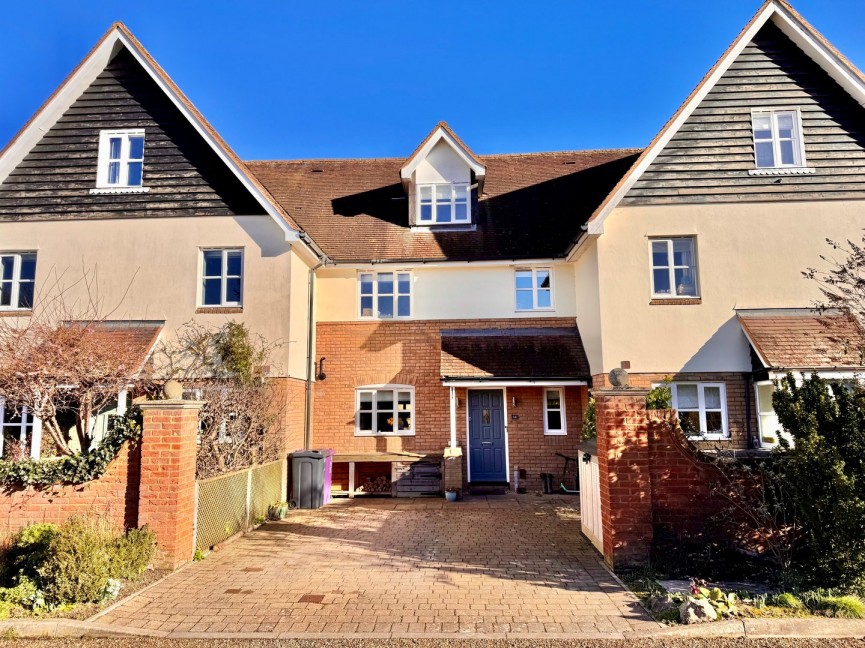 4 bedroom House for Sale Colbron Close, ASHWELL, Herts