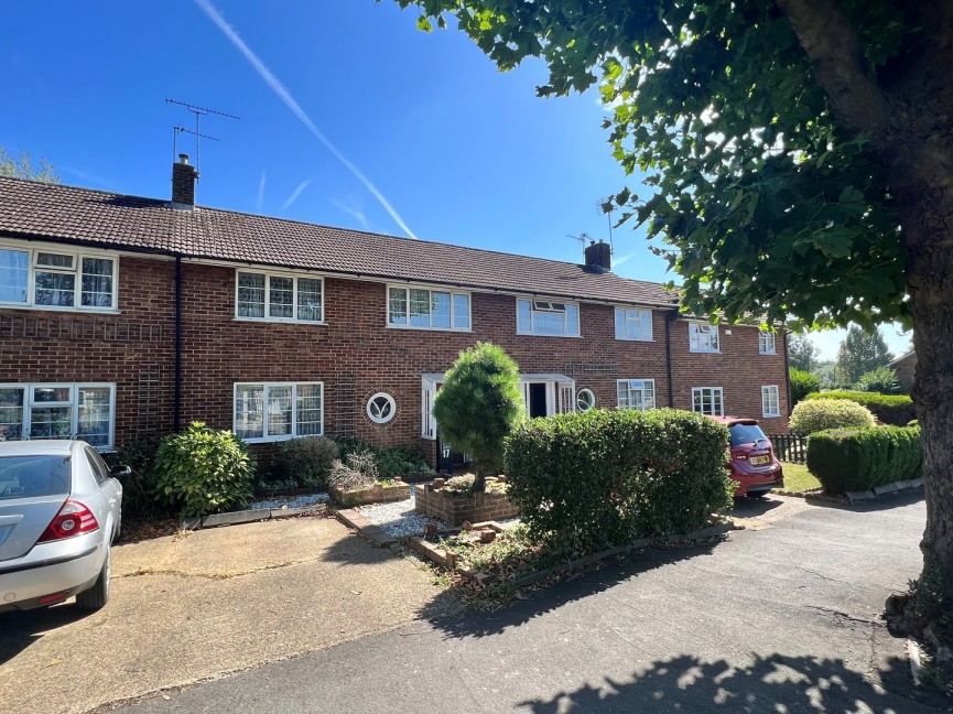 3 bedroom House for Sale Howlands, Welwyn Garden City, Hertfordshire
