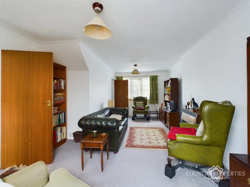 3 bedroom House for Sale Howlands, Welwyn Garden City, Hertfordshire