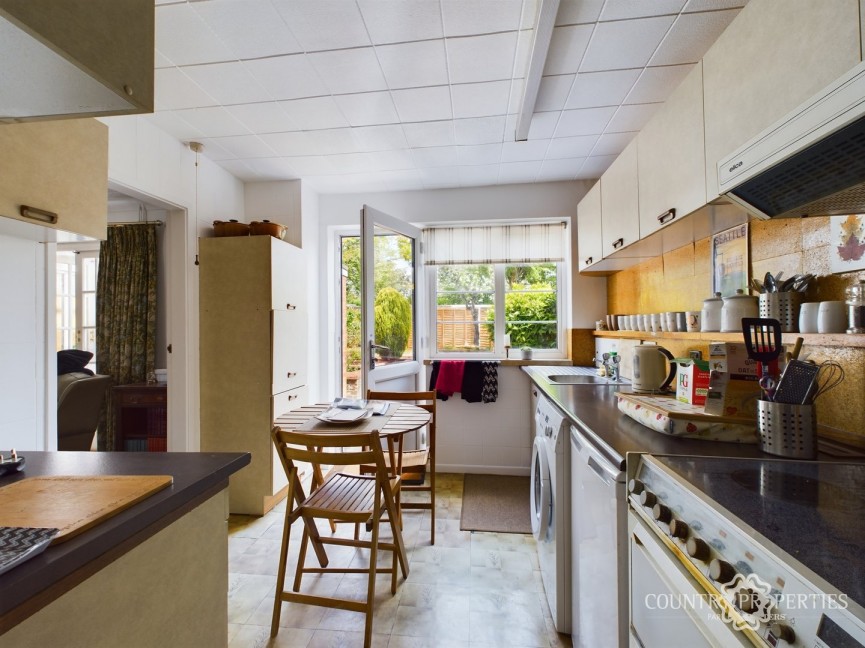 3 bedroom House for Sale Howlands, Welwyn Garden City, Hertfordshire