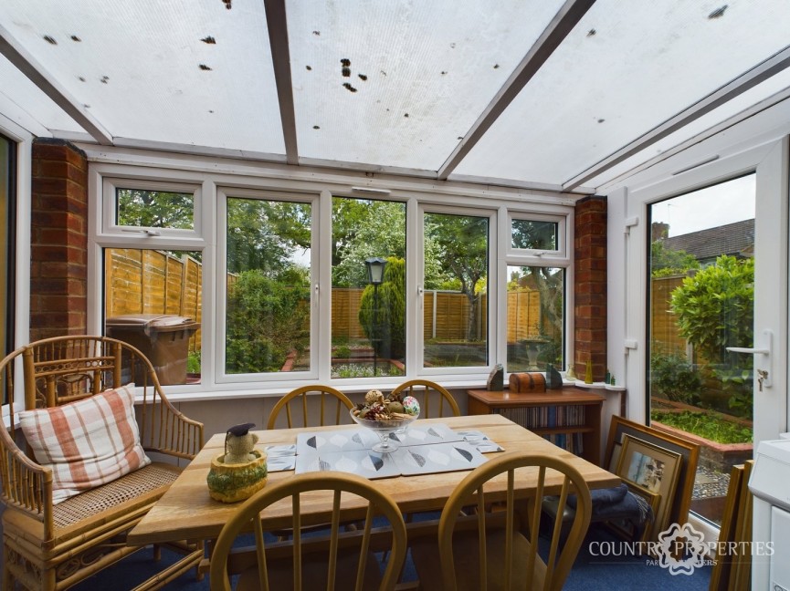 3 bedroom House for Sale Howlands, Welwyn Garden City, Hertfordshire